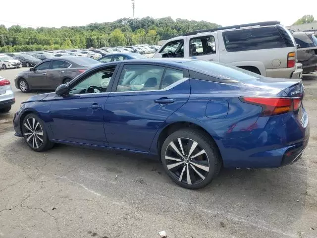 2022 Nissan Altima SR