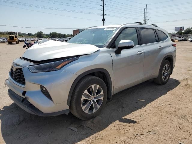 2023 Toyota Highlander L