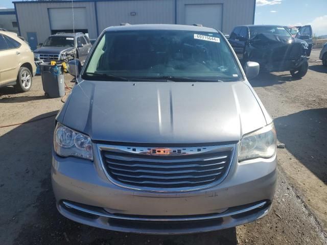 2016 Chrysler Town & Country Touring