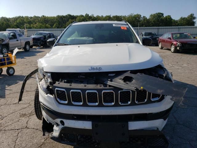 2023 Jeep Compass Latitude LUX