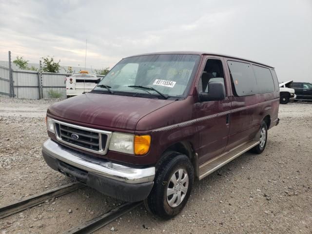 2004 Ford Econoline E350 Super Duty Wagon