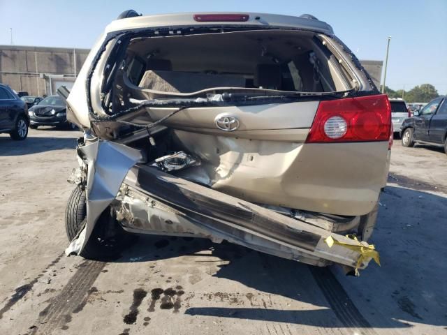 2007 Toyota Sienna CE