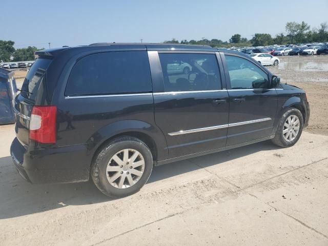 2011 Chrysler Town & Country Touring L