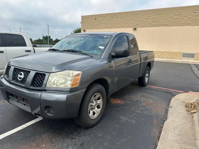 2004 Nissan Titan XE