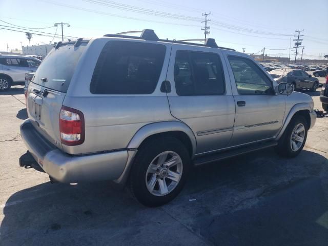 2003 Nissan Pathfinder LE