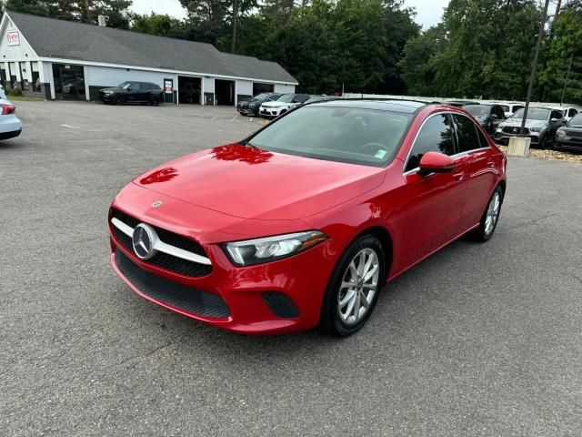 2019 Mercedes-Benz A 220