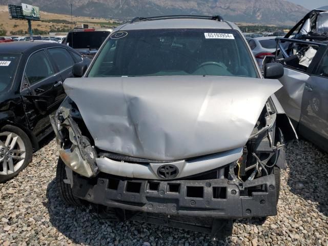 2006 Toyota Sienna CE