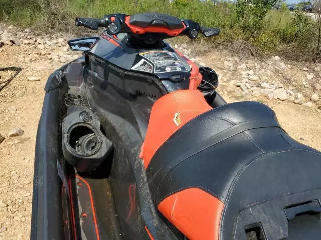 2020 Seadoo RXT-X 300