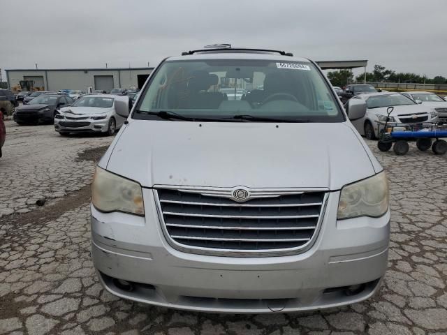 2010 Chrysler Town & Country Touring