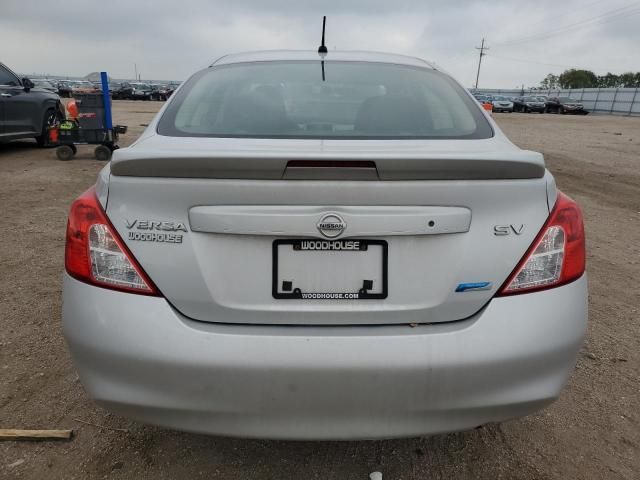 2013 Nissan Versa S