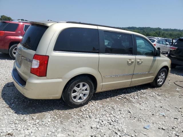 2011 Chrysler Town & Country Touring