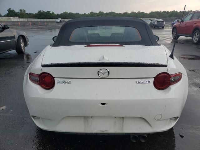 2021 Mazda MX-5 Miata Club