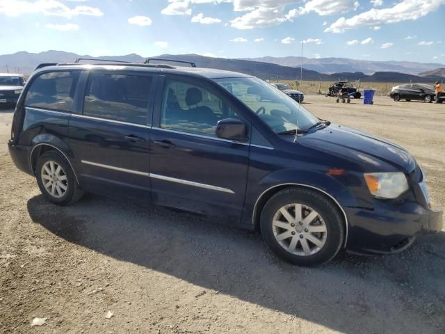 2014 Chrysler Town & Country Touring