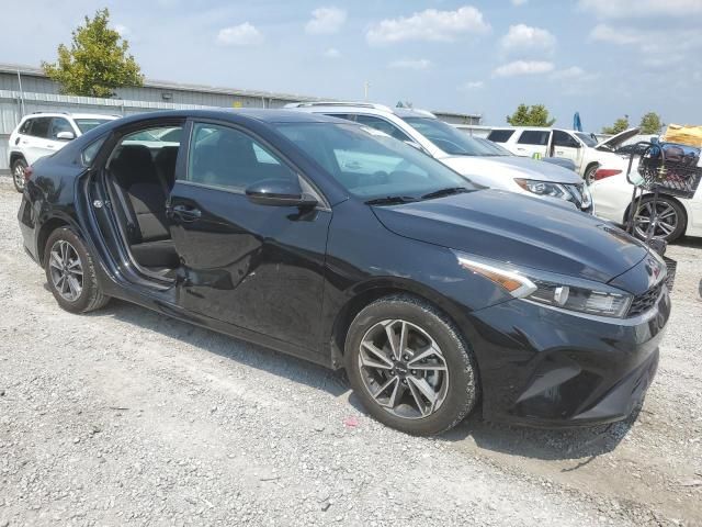 2022 KIA Forte FE