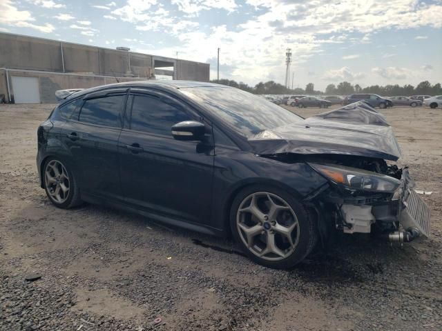 2017 Ford Focus ST