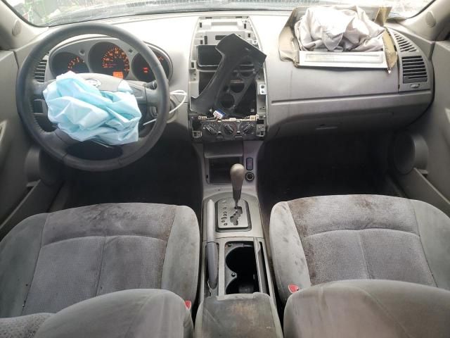 2003 Nissan Altima Base