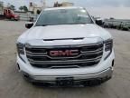 2024 GMC Sierra K1500 SLT