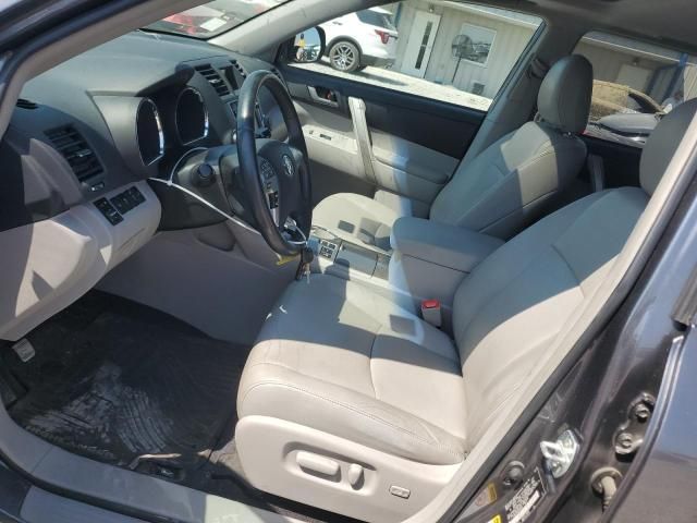 2013 Toyota Highlander Base