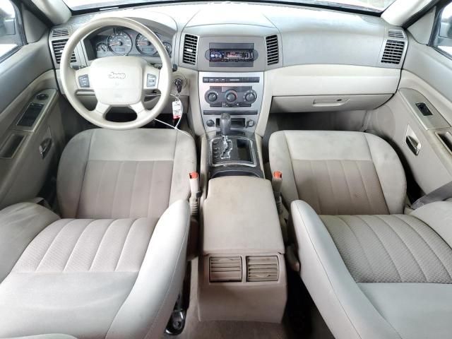 2005 Jeep Grand Cherokee Laredo