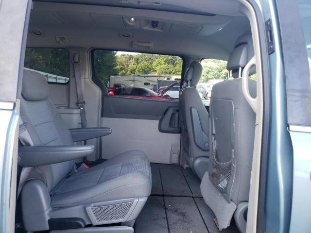 2010 Chrysler Town & Country Touring