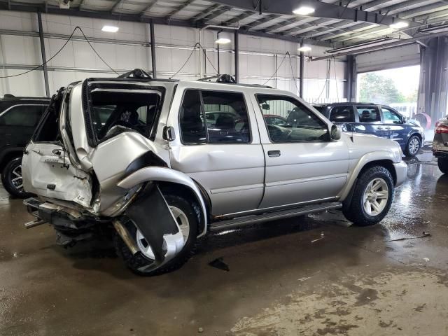 2002 Nissan Pathfinder LE