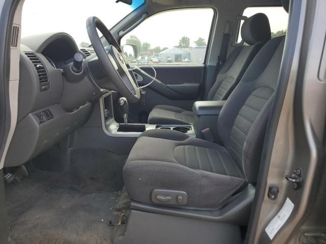 2005 Nissan Pathfinder LE