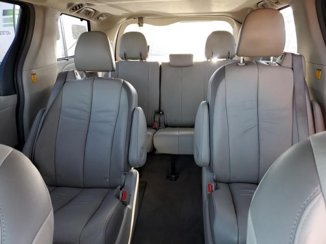 2011 Toyota Sienna XLE