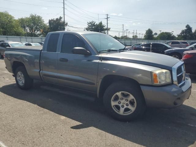 2006 Dodge Dakota SLT