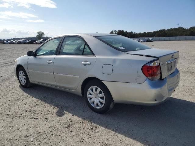 2005 Toyota Camry LE