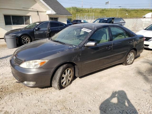 2004 Toyota Camry LE