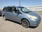 2004 Toyota Sienna CE