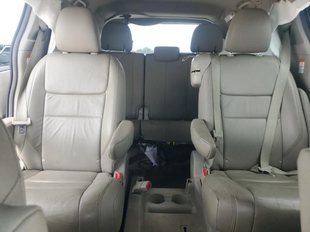 2016 Toyota Sienna XLE