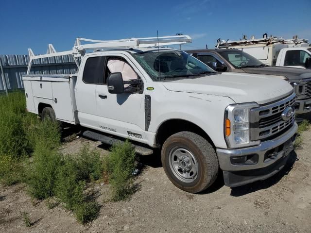 2023 Ford F350 Super Duty