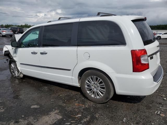 2014 Chrysler Town & Country Touring L