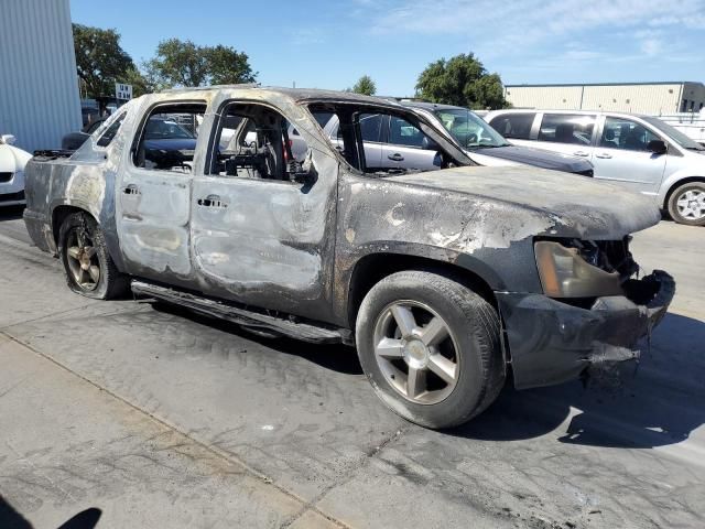 2011 Chevrolet Avalanche LS