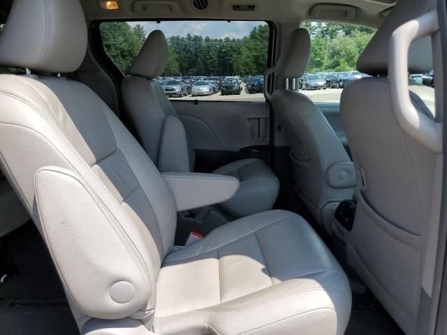 2015 Toyota Sienna XLE