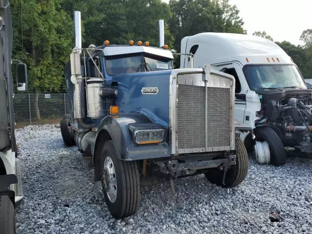 1996 Kenworth Construction W900