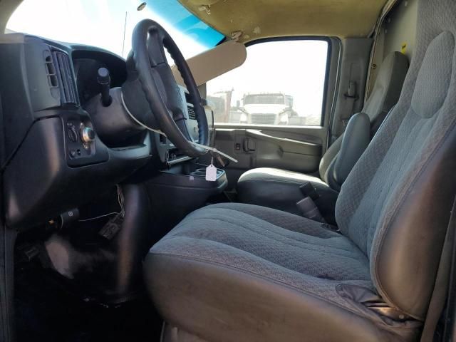 2004 Chevrolet Express G3500