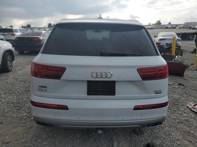 2018 Audi Q7 Premium Plus