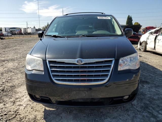 2010 Chrysler Town & Country Touring