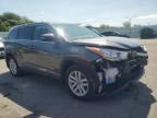 2016 Toyota Highlander LE