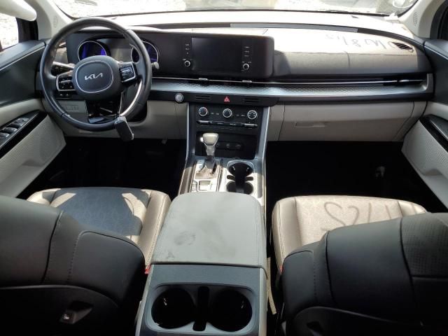 2023 KIA Carnival LX