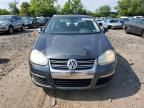 2005 Volkswagen New Jetta 2.5L Option Package 2