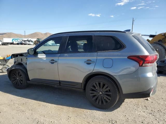 2020 Mitsubishi Outlander SE