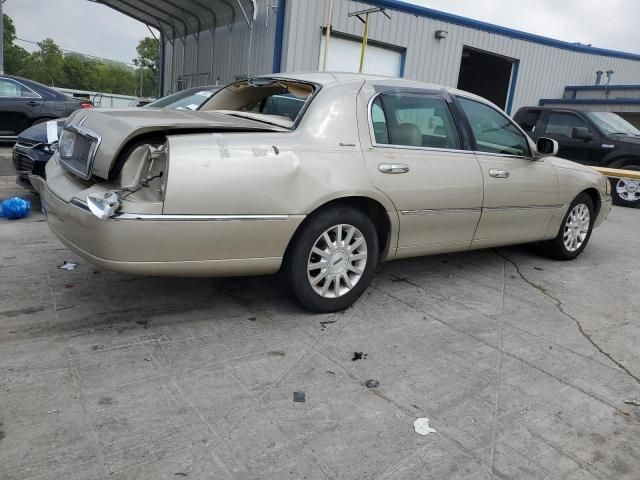 2006 Lincoln Town Car Signature