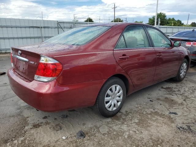 2005 Toyota Camry LE