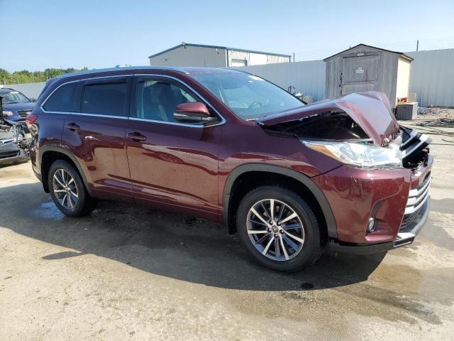 2018 Toyota Highlander SE