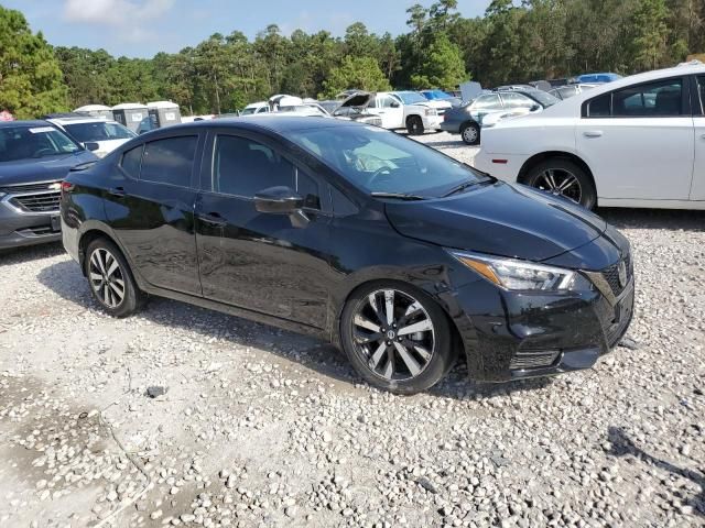 2022 Nissan Versa SR