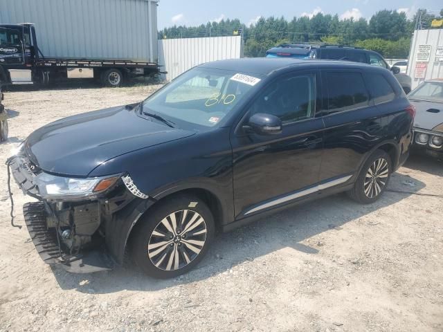 2019 Mitsubishi Outlander SE