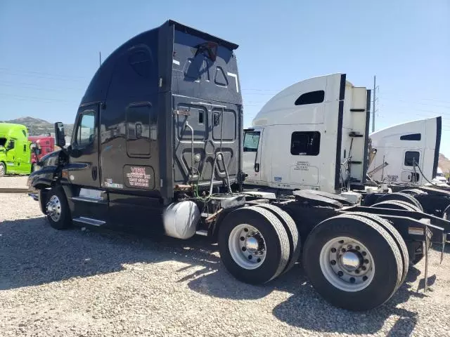 2013 Freightliner Cascadia 125